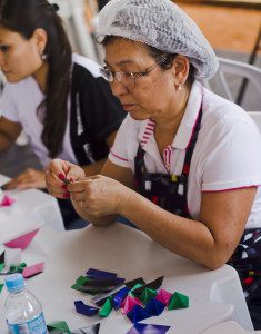 Oficina de origami: uma das atividades proporcionadas para o público