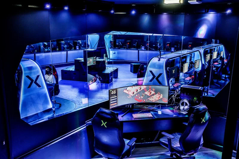 Arena gamer da ALLOS, o Xdome ocupa espaço de 300m², no Shopping Metrô Santa Cruz, com capacidade para até 180 pessoas