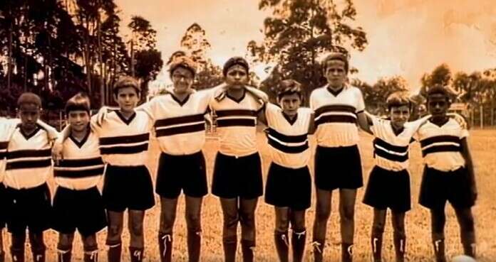 A INFÂNCIA DE PELÉ