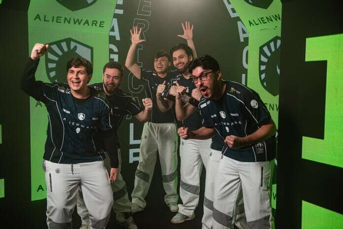 FURIA e Team Liquid Alienware