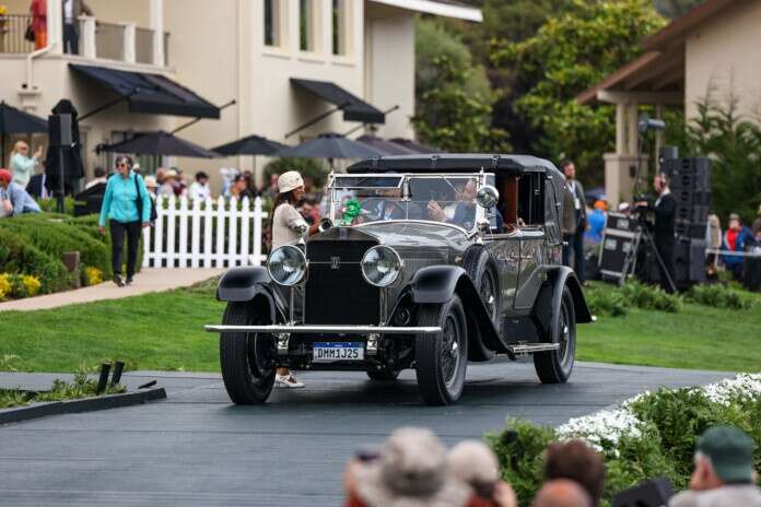 1925-Isotta-Fraschini-Tipo-8A-Cabriolet-d´Orsay-do-museu-CARDE-recebe-o-premio-de-segundo-colocado-do-Concurso-de-Elegancia-de-Pebble-Beach-na-California (1)