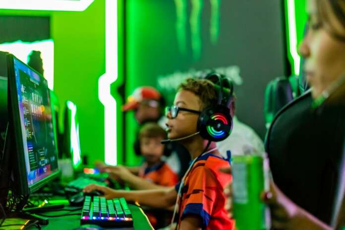 Nerd----Mobox-Producoes